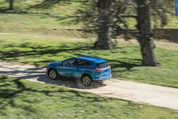 2016 Toyota Rav4 Hybrid - фотография 6 из 50