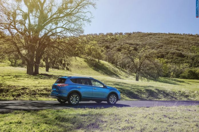 2016 Toyota Rav4 Hybrid - фотография 7 из 50