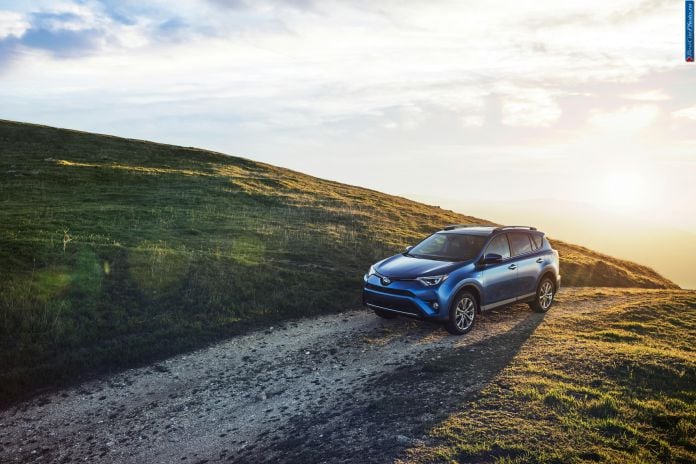 2016 Toyota Rav4 Hybrid - фотография 12 из 50