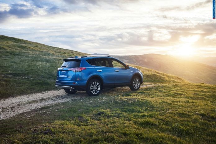 2016 Toyota Rav4 Hybrid - фотография 15 из 50