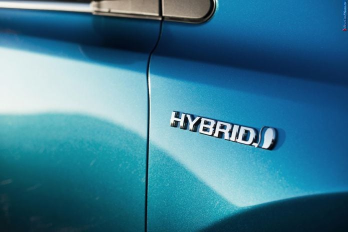 2016 Toyota Rav4 Hybrid - фотография 30 из 50
