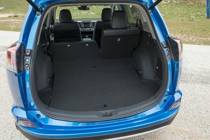 2016 Toyota Rav4 Hybrid - фотография 34 из 50