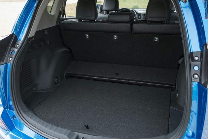 2016 Toyota Rav4 Hybrid - фотография 35 из 50
