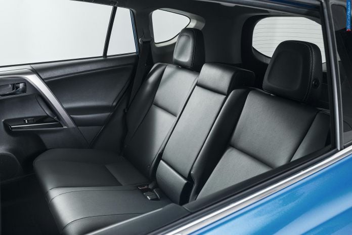 2016 Toyota Rav4 Hybrid - фотография 36 из 50