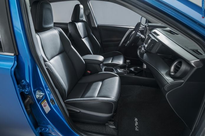 2016 Toyota Rav4 Hybrid - фотография 37 из 50