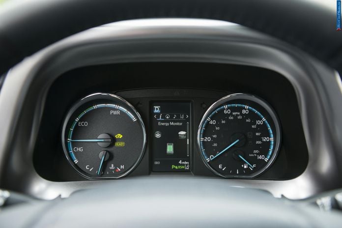 2016 Toyota Rav4 Hybrid - фотография 41 из 50