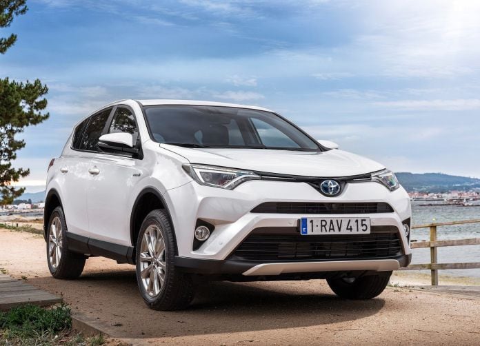 2016 Toyota RAV4 Hybrid EU - фотография 2 из 52