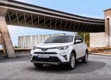 toyota_2016_rav4_hybrid_eu_008.jpg