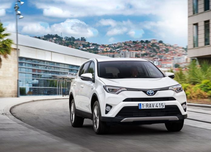 2016 Toyota RAV4 Hybrid EU - фотография 13 из 52