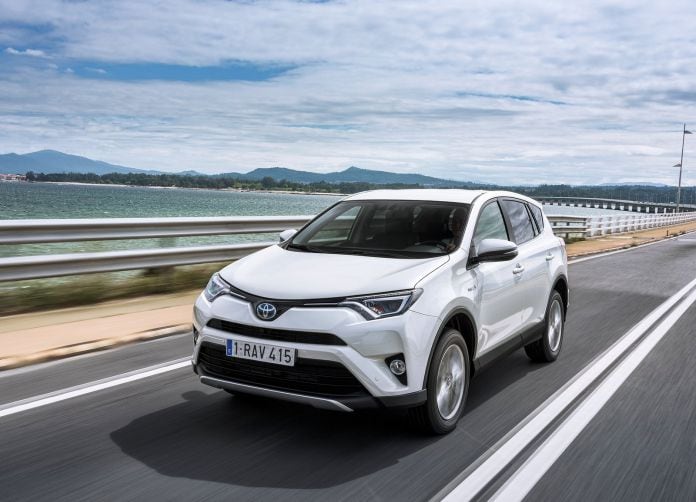 2016 Toyota RAV4 Hybrid EU - фотография 17 из 52