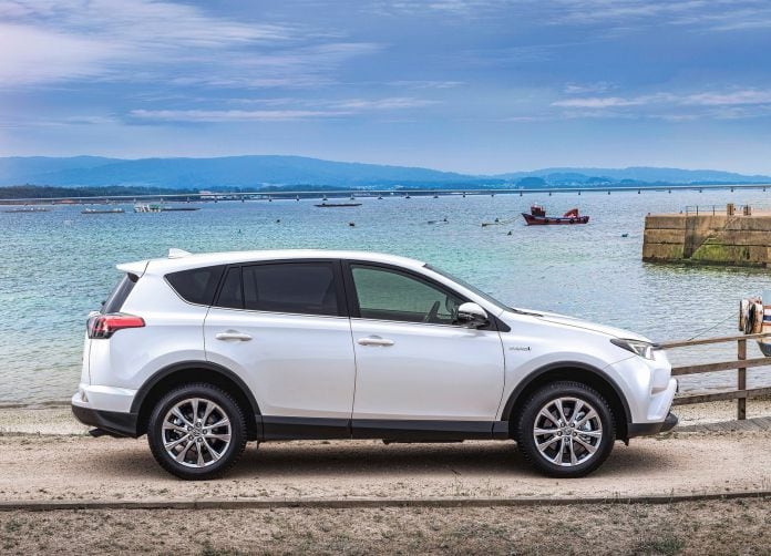 2016 Toyota RAV4 Hybrid EU - фотография 25 из 52