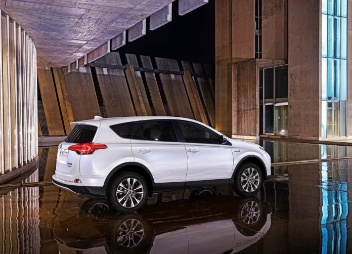 2016 Toyota RAV4 Hybrid EU - фотография 27 из 52