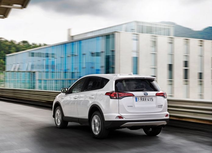 2016 Toyota RAV4 Hybrid EU - фотография 31 из 52