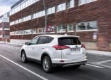 toyota_2016_rav4_hybrid_eu_036.jpg