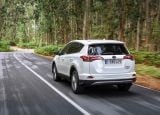 toyota_2016_rav4_hybrid_eu_037.jpg