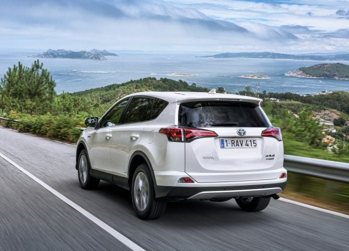 2016 Toyota RAV4 Hybrid EU - фотография 38 из 52
