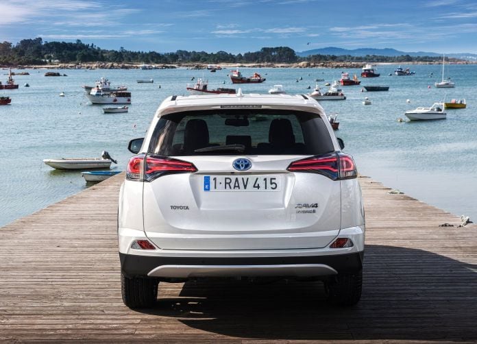 2016 Toyota RAV4 Hybrid EU - фотография 42 из 52