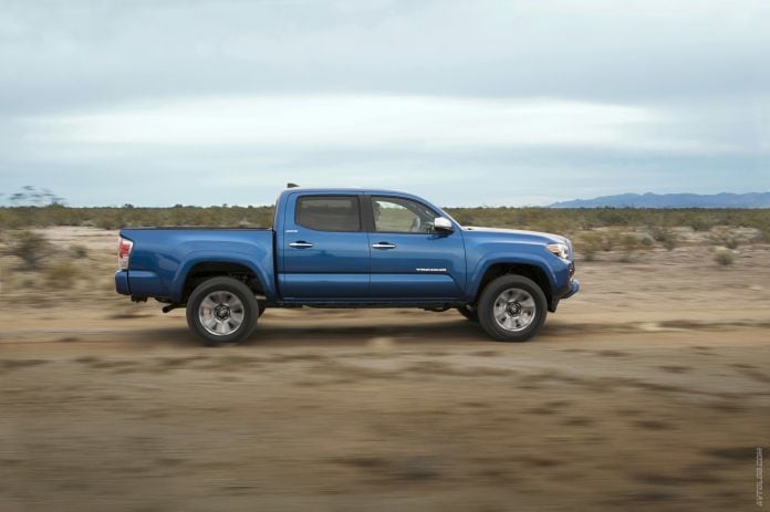 2016 Toyota Tacoma - фотография 7 из 45