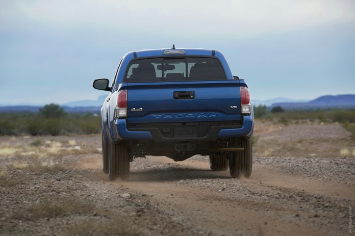 2016 Toyota Tacoma - фотография 10 из 45