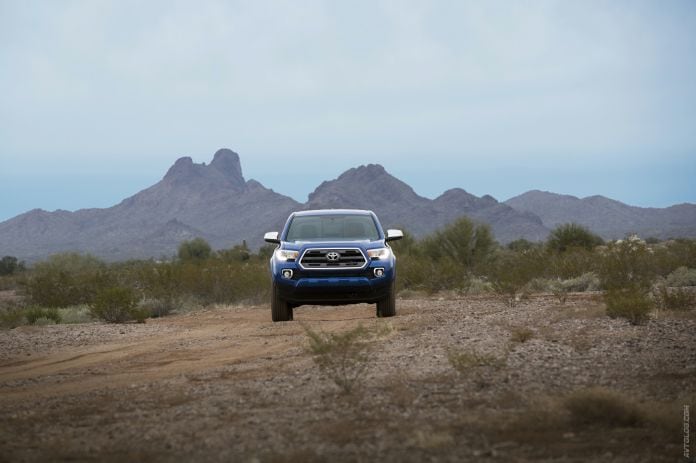 2016 Toyota Tacoma - фотография 11 из 45