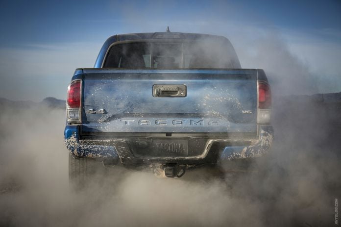 2016 Toyota Tacoma - фотография 13 из 45