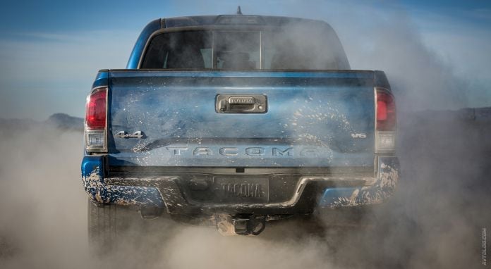 2016 Toyota Tacoma - фотография 18 из 45