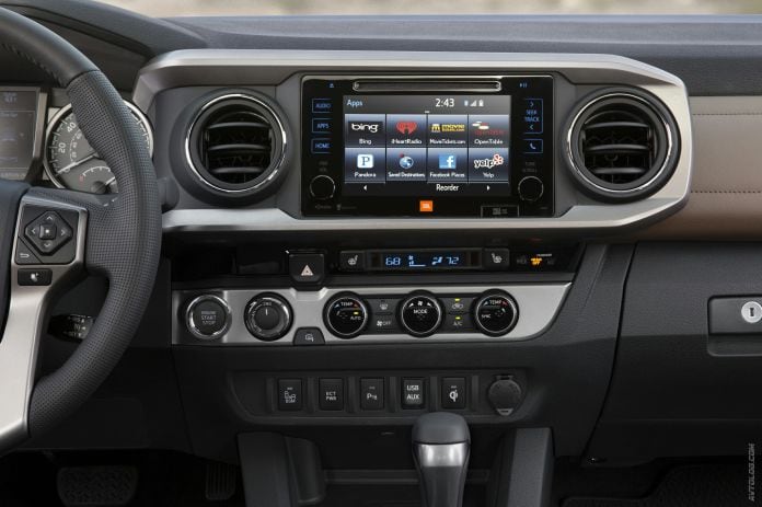 2016 Toyota Tacoma - фотография 37 из 45