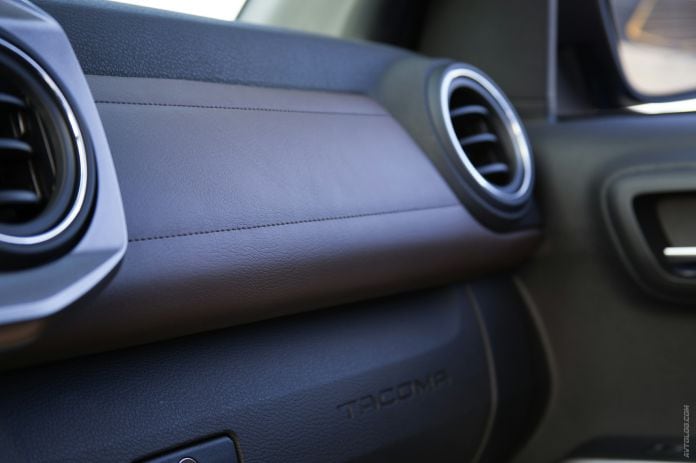 2016 Toyota Tacoma - фотография 39 из 45