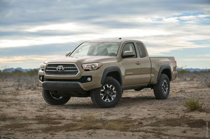 2016 Toyota Tacoma TRD Off-Road - фотография 3 из 26