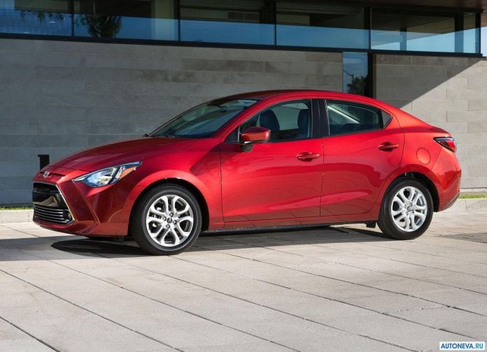 2016 Toyota Yaris Sedan - фотография 9 из 65