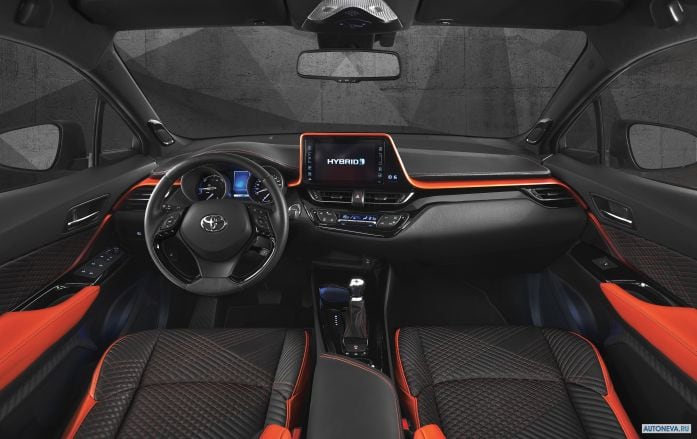 2017 Toyota C-HR Hy-Power Concept - фотография 9 из 18