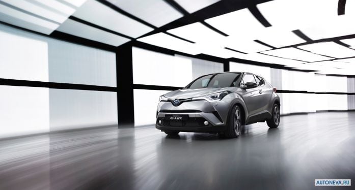 2017 Toyota C-HR hybrid - фотография 3 из 34