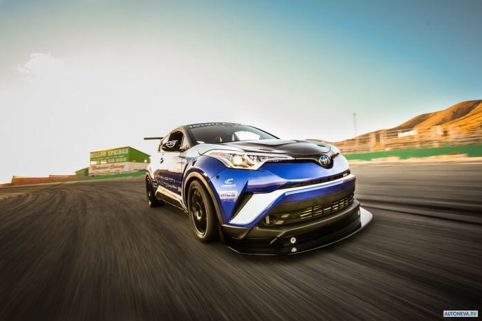 2017 Toyota C-HR R-tuned Concept - фотография 10 из 17 2017 Toyota C-HR R-tuned Concept - фотография 10 из 17
