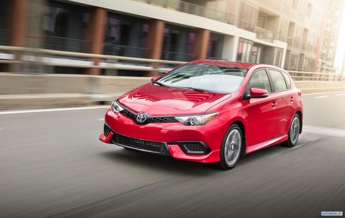 2017 Toyota Corolla IM - фотография 6 из 27