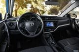 toyota_2017_corolla_im_018.jpg