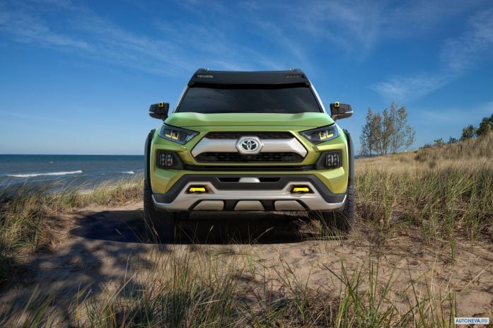 2017 Toyota FT-AC Concept - фотография 1 из 24