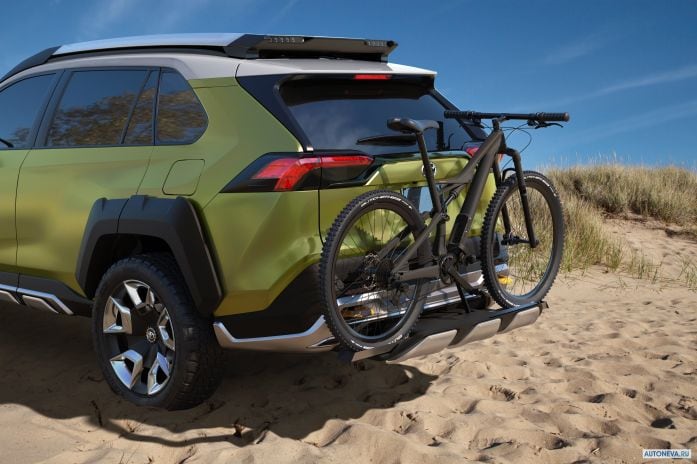 2017 Toyota FT-AC Concept - фотография 19 из 24