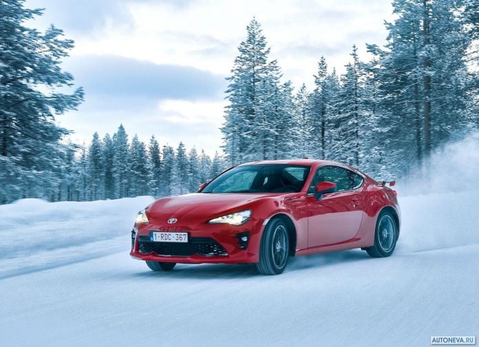 2017 Toyota GT86 - фотография 13 из 123