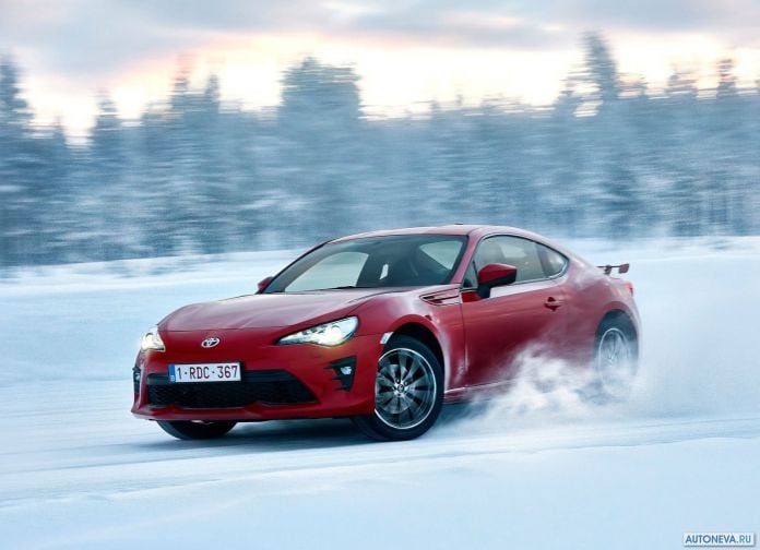 2017 Toyota GT86 - фотография 15 из 123