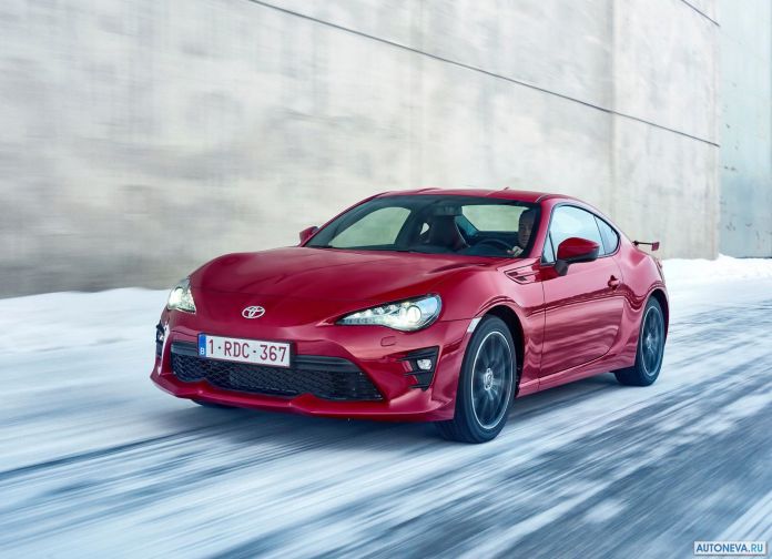 2017 Toyota GT86 - фотография 16 из 123
