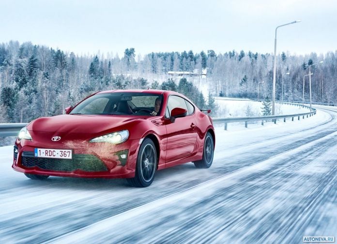 2017 Toyota GT86 - фотография 17 из 123