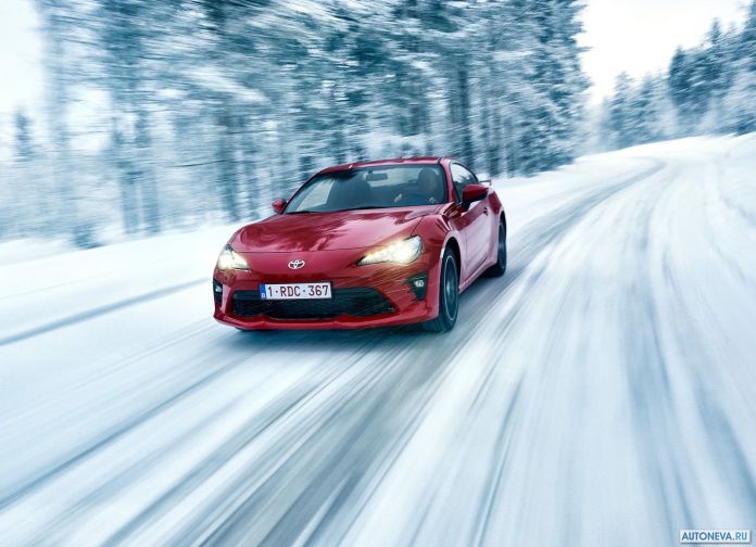 2017 Toyota GT86 - фотография 21 из 123
