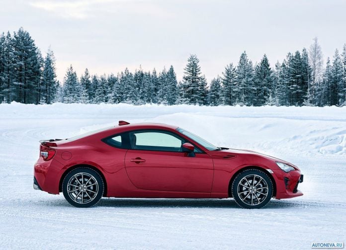 2017 Toyota GT86 - фотография 43 из 123
