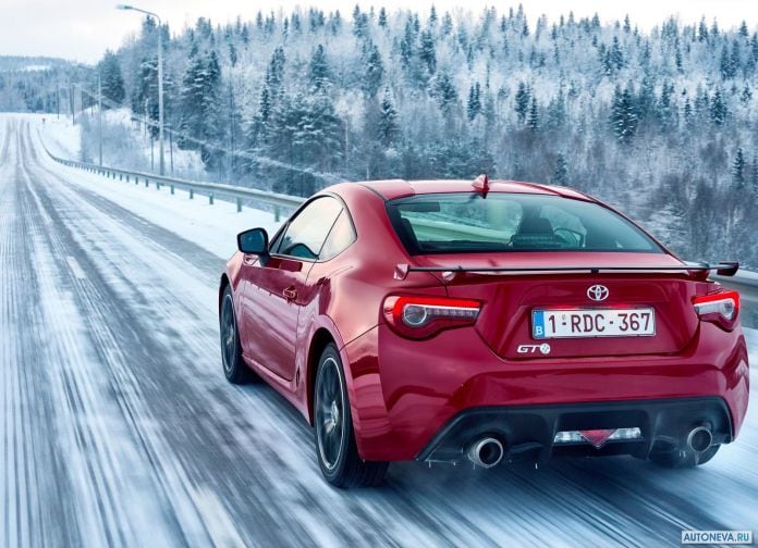 2017 Toyota GT86 - фотография 52 из 123