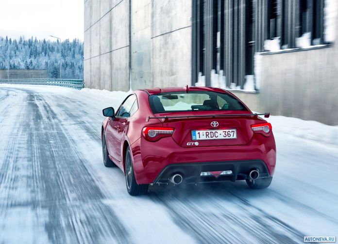 2017 Toyota GT86 - фотография 54 из 123