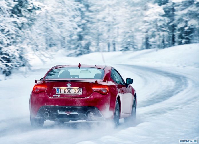 2017 Toyota GT86 - фотография 59 из 123