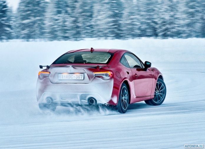 2017 Toyota GT86 - фотография 62 из 123
