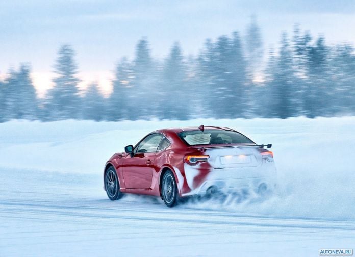 2017 Toyota GT86 - фотография 63 из 123