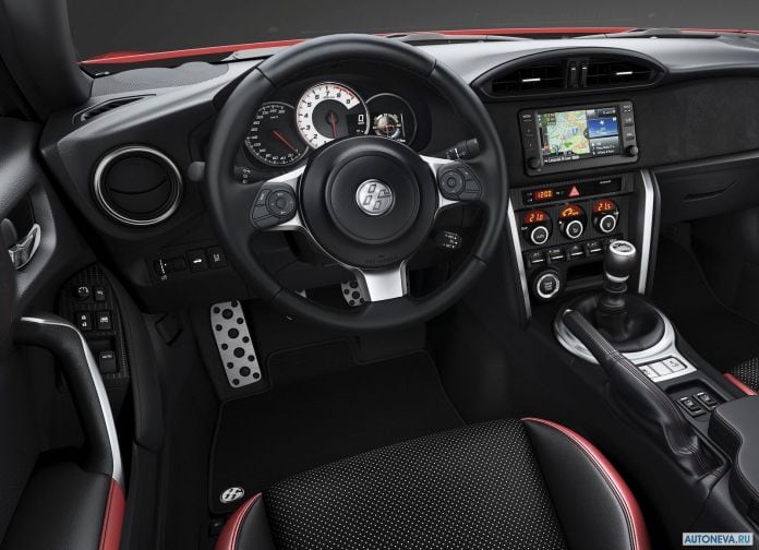 2017 Toyota GT86 - фотография 88 из 123