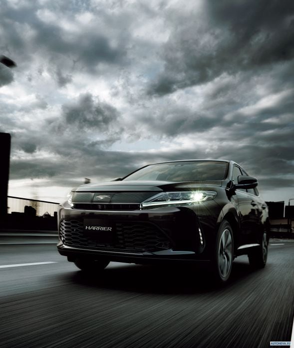 2017 Toyota Harrier - фотография 1 из 15